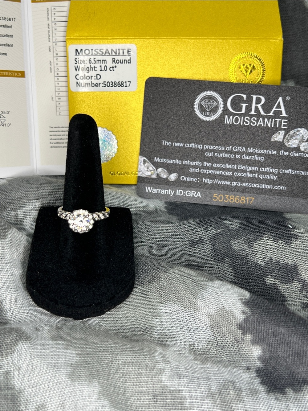 GRA Moissanite 1ct Round Halo Engagement Ring - Sterling Silver 925
